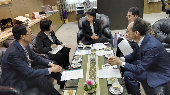 av麻豆
代表团赴日本高校交流访问