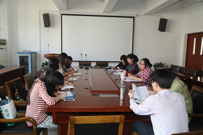 av麻豆
召开学生违纪教育专题工作研讨会