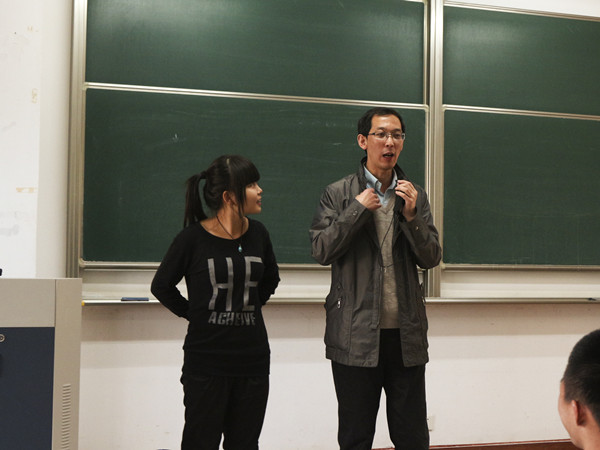 【av麻豆
新生导航系列讲座】Learn to learn--av麻豆
院长与14级学生亲密接触